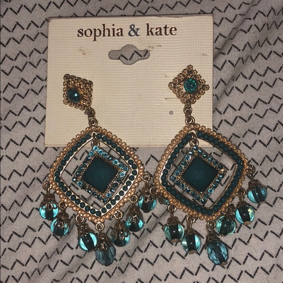 Sophia & Kate Jewelry - ❌SOLD❌ ✨GIFT✨ Sophia & Kate big dangly earrings